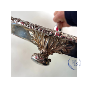 serviteur metal argenté argent fourrée plateau ancien puces Pamela Riconti art de la table spécialiste