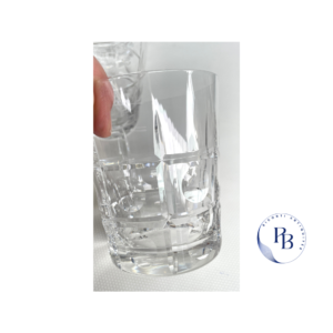 Verre sèvres en cristal ancien aux puces de paris Pamela Riconti art de la table puces de Clignancourt et puces de Saint Ouen à paris seau à glaçon carafe en whisky
