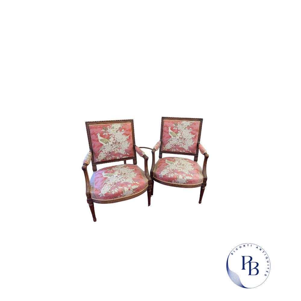 puces des Saint Ouen, paris Saint Ouen, puces de Clignancourt, mobilier ancien, fauteuil carré, dossier carré, fauteuil louis XVI, fauteuils de style, mobilier vintage, mobilier ancien, marché vernaison puces des Saint Ouen, paris Saint Ouen, puces de Clignancourt, mobilier ancien, fauteuil carré, dossier carré, fauteuil louis XVI, fauteuils de style, mobilier vintage, mobilier ancien, marché vernaison